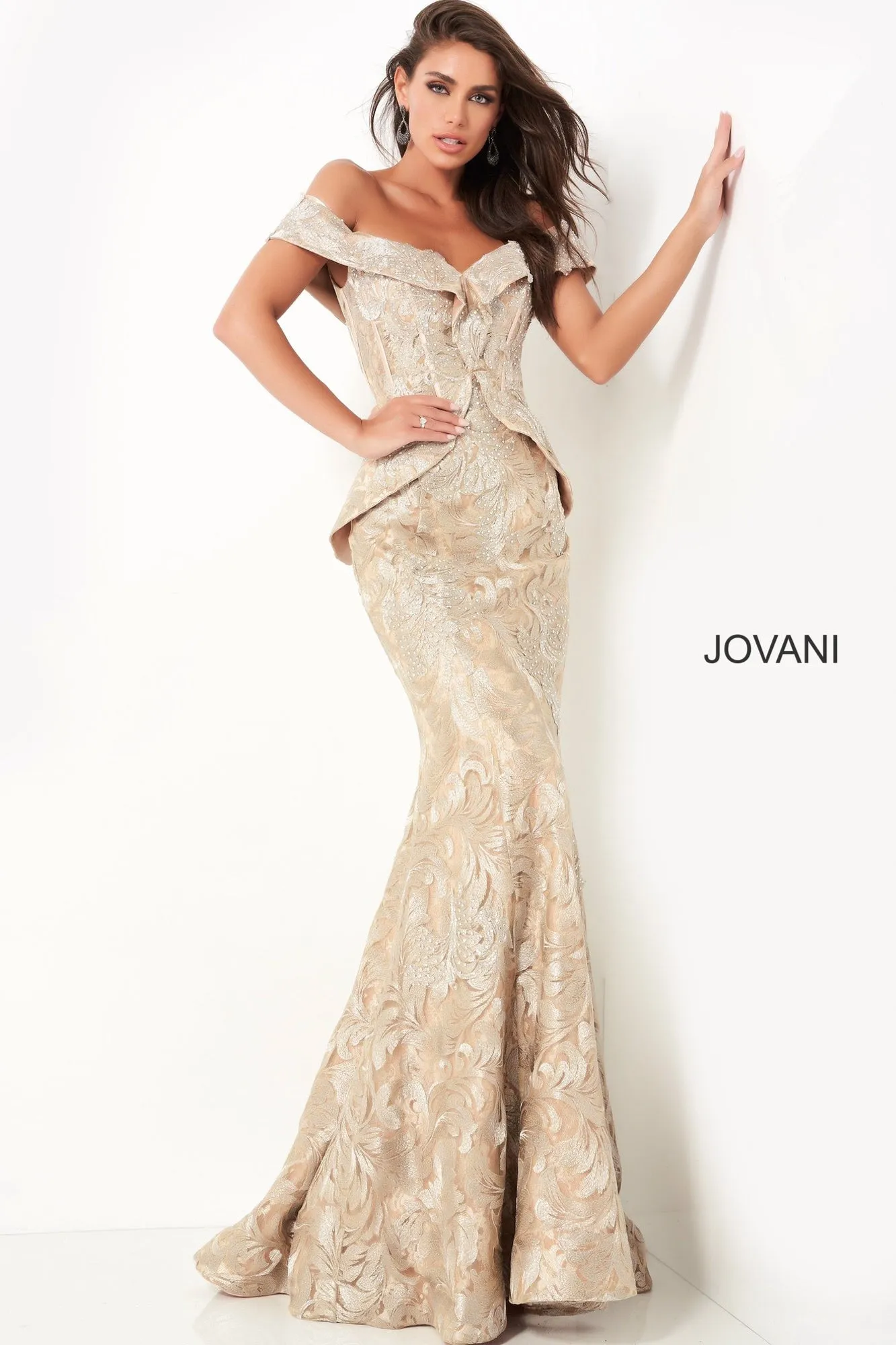 02762 JOVANI