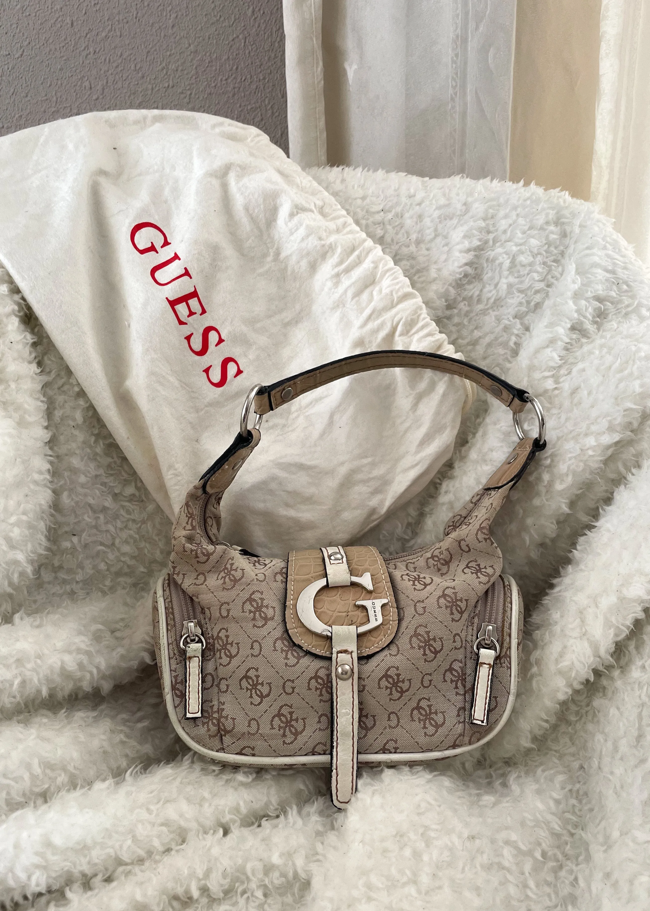 Guess Bag