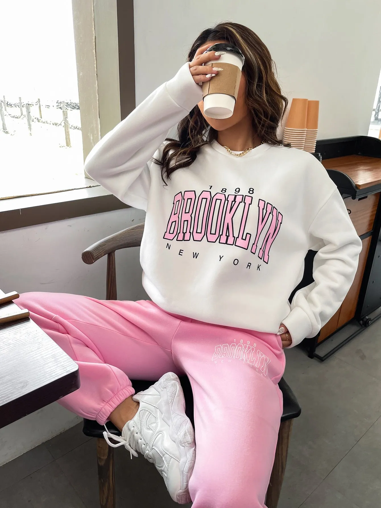 Letter Graphic Drop Shoulder Sweatshirt Sweatpants