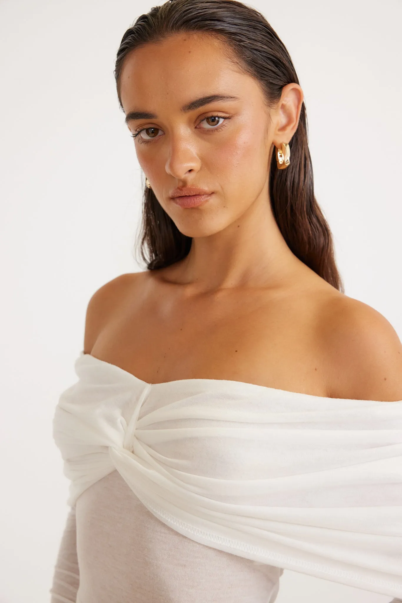 SNDYS Madrid Off Shoulder Top - White