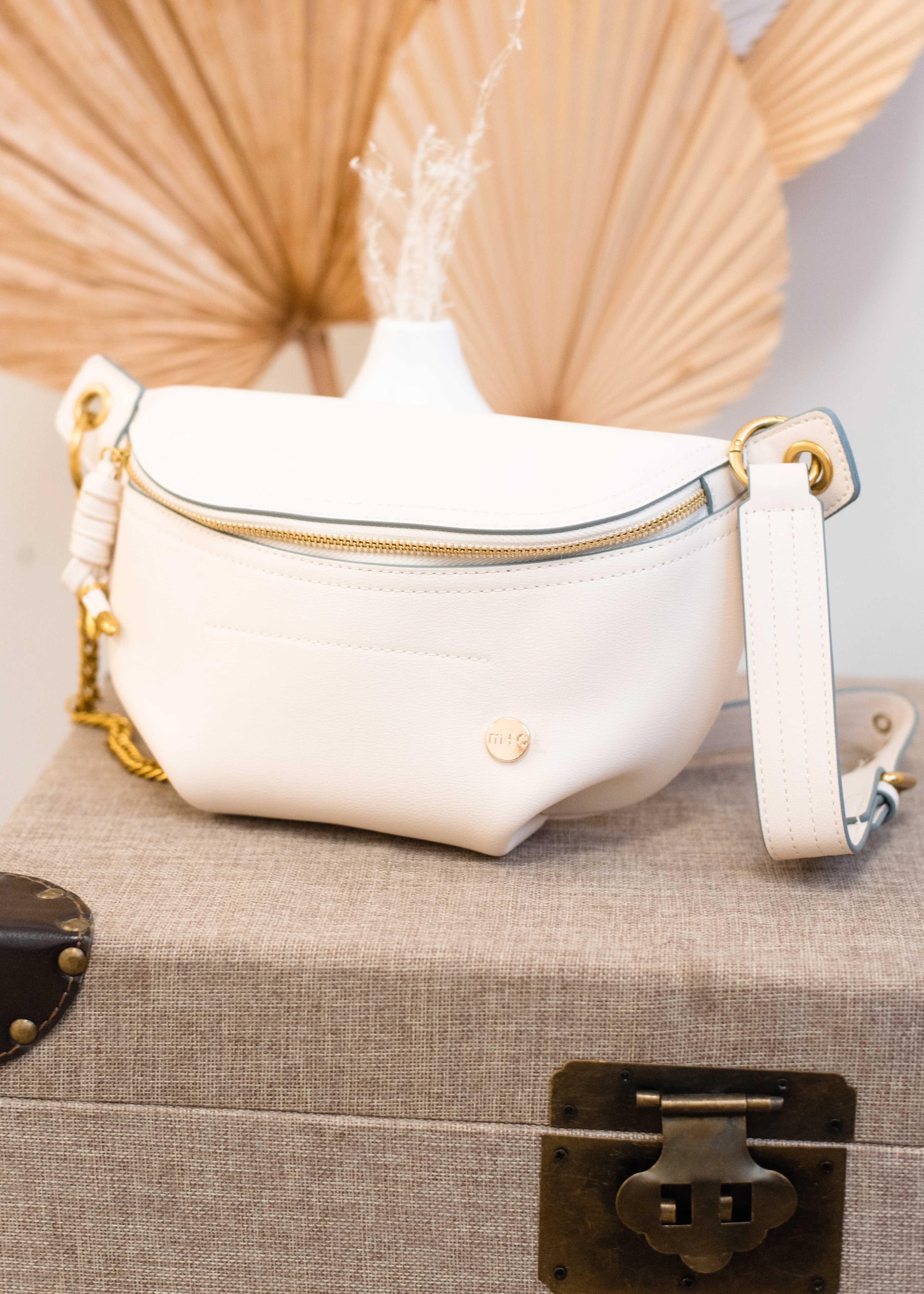 The Catherine Crossbody